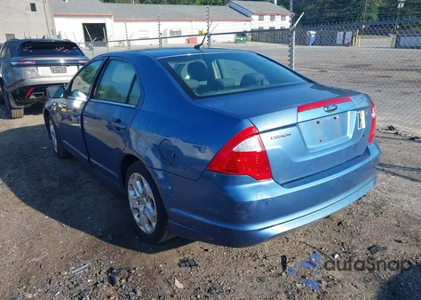 2010 Ford Fusion Se z USA, uszkodzony, nr VIN 3FAHP0HAXAR233452